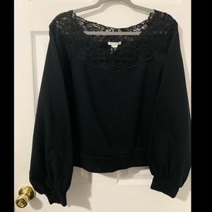 H&M Lace Sweatshirt 🖤✨
